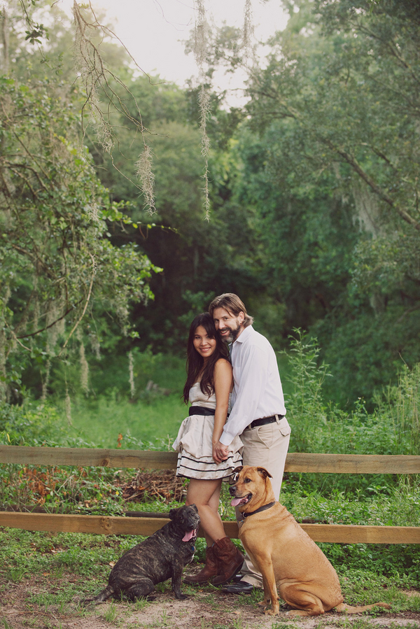 Florida-engagement-session-with-dogs