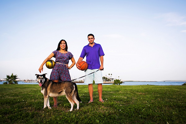 © Limelight Photography | Florida-engagement-photos-with-dog, Husky-Shepherd mix, engagement photos Husky mix