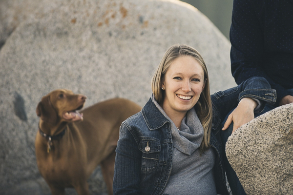 © Lauren Lindley Photography | Maternity session with dogs