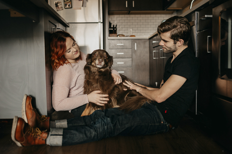 couple and their dog in the kitchen, ©Empiria Studios | lifestyle dog photography