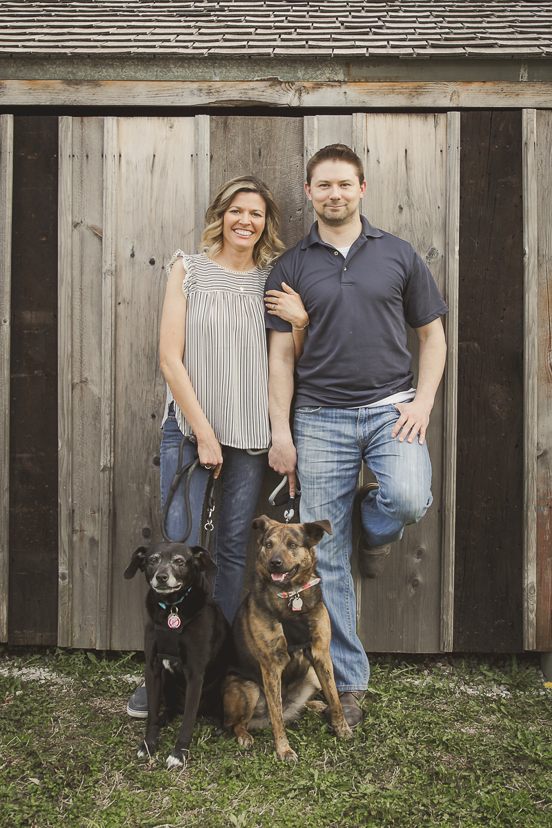 ideas for family photos with dogs, ©Irish Eyes Photography 