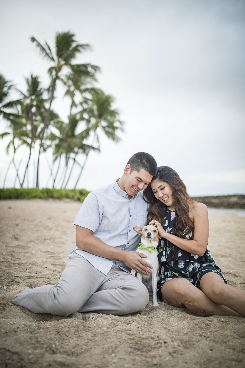 ©VIVIDfotos | beach engagement photos with a dog