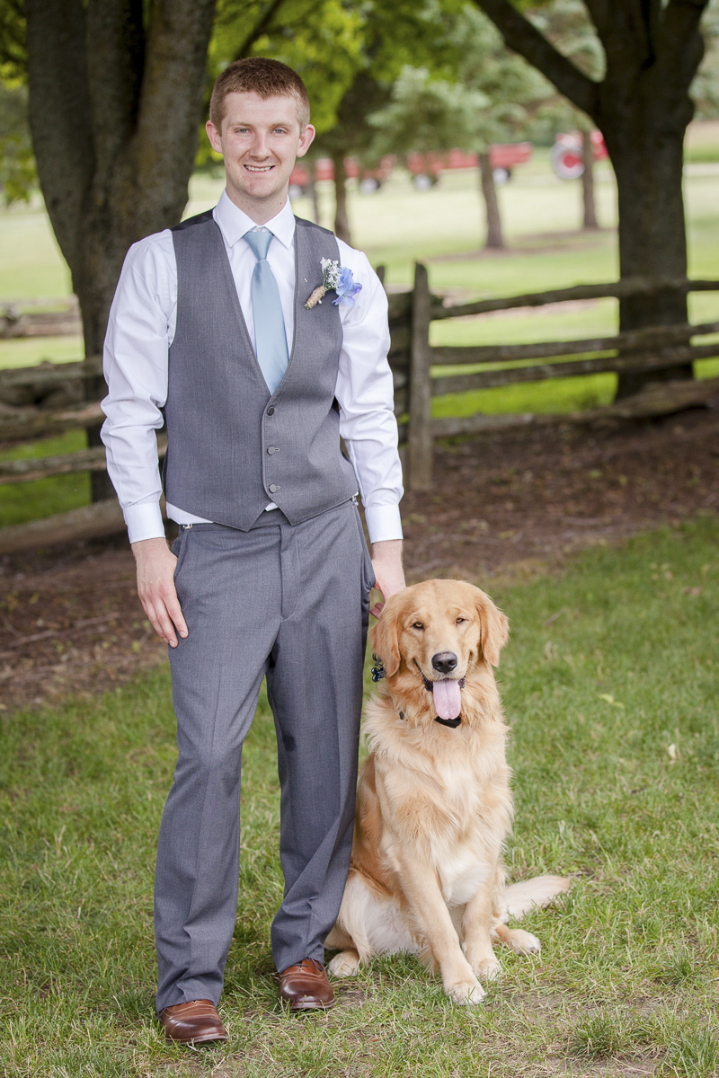 groom and his dog, best (wedding) dog, ©Rheanna Lynn Photography, wedding dog
