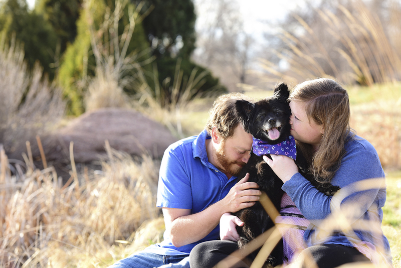 senior dog and the people who love her, ©Wag Your Tail Photography | Denver pet photography
