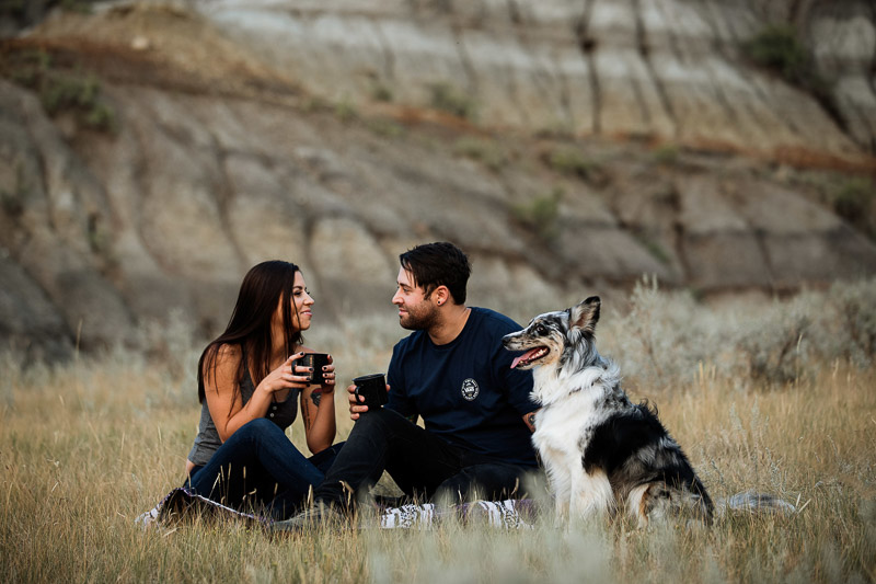 dog-friendly engagement shoot, Big Muddy Valley, SK, ©Jackie Hall Photography