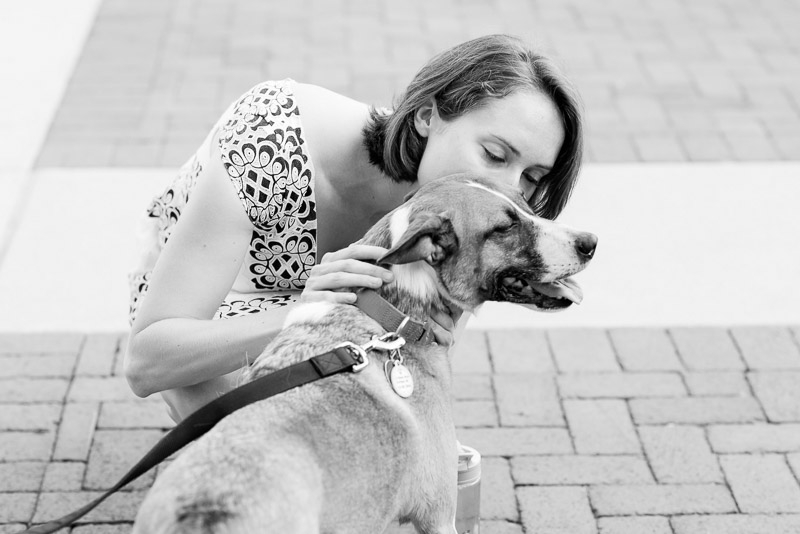 love between dog and human, woman kissing a dog | © Michelle and Sara Photography | lifestyle dog photography