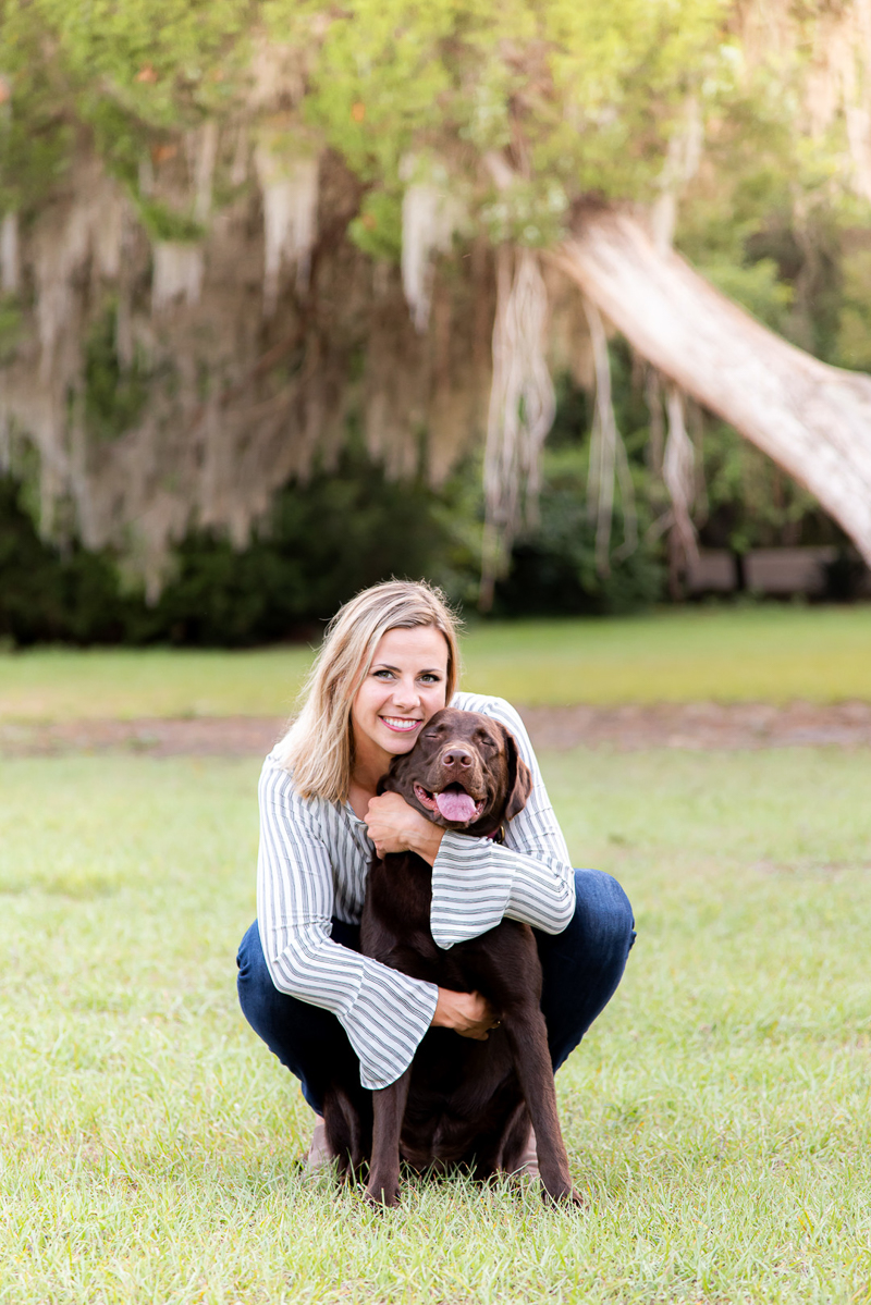 woman and her dog, lifestyle people and pet portraits | ©Devon Tabor Photography