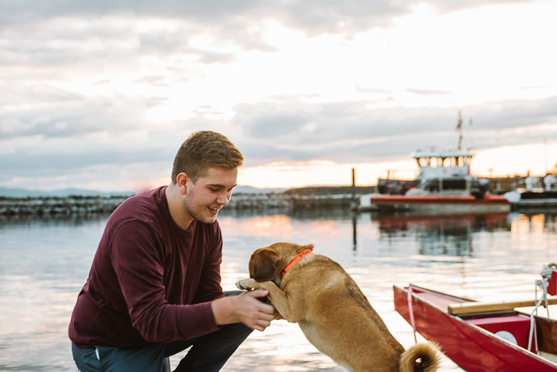 Burlington Waterfront, dog and man | ©Mei Lin Barrel Photography