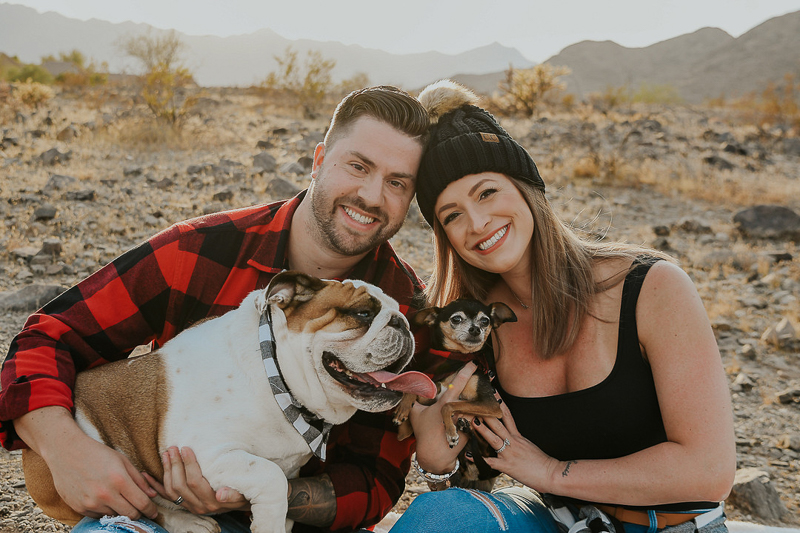 couple with their dogs in the desert, © Ali Tso Photography, dog-friendly lifestyle photography ideas