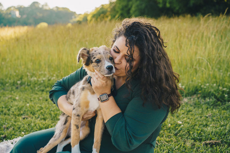 lifestyle photography, woman and puppy | Heck Designs & Photography