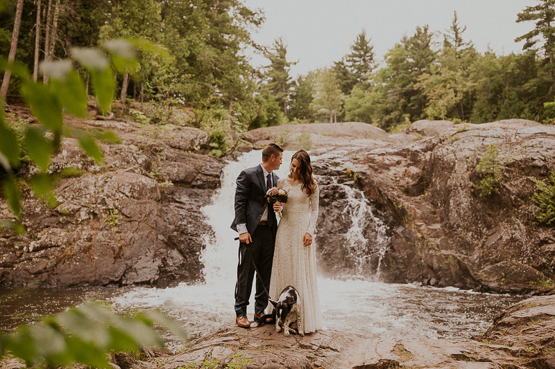 dog-friendly elopement session in Michigan's Upper Peninsula | ©Brittany Hamann Photography