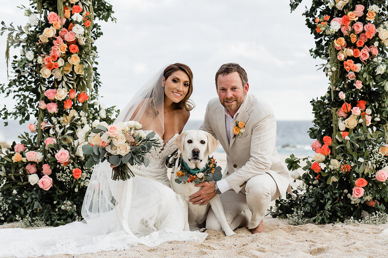 just married, dog-friendly beach wedding, Cabo | ©Fabi Rosas Wedding Photography