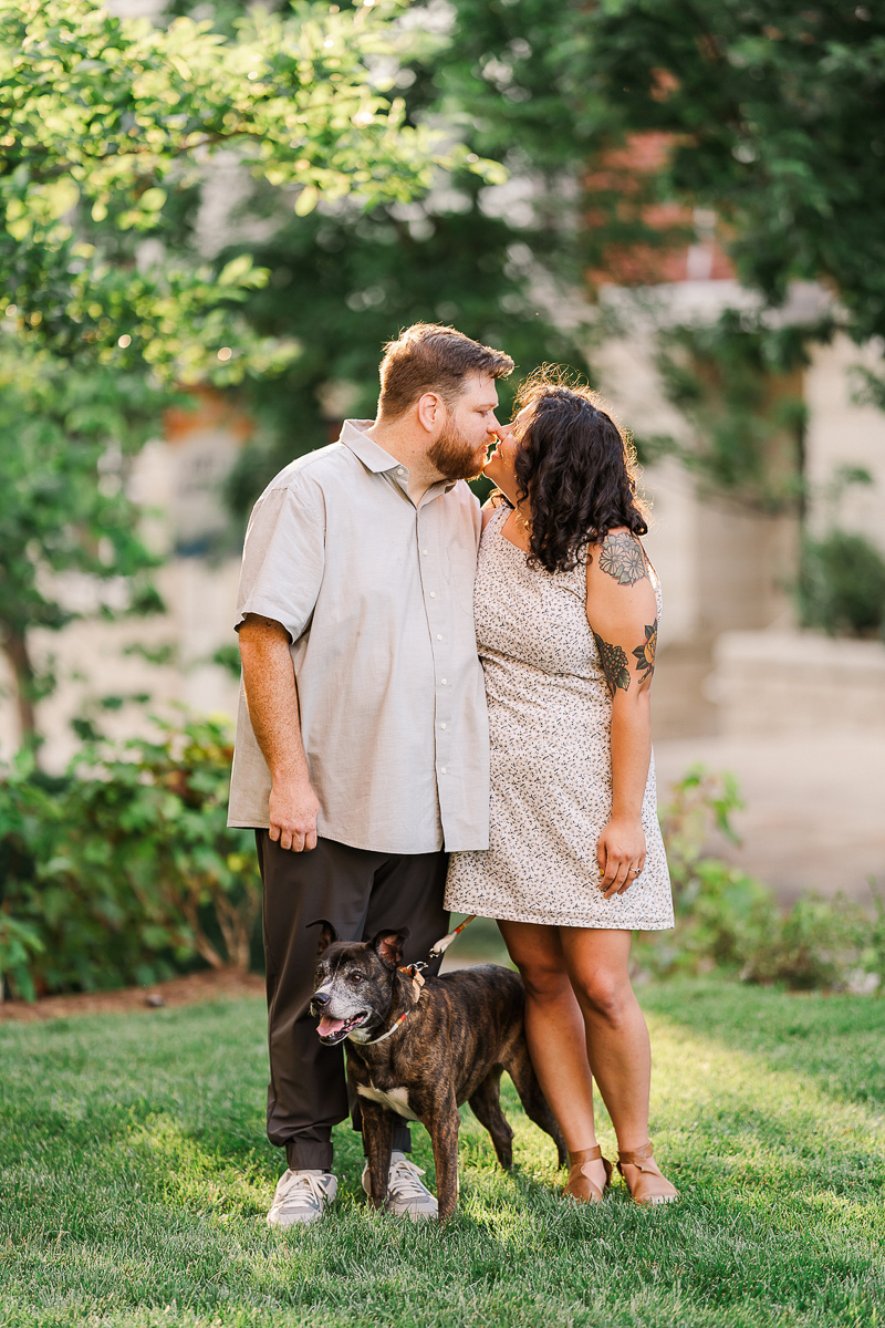 summer engagement session with pit bull in park ©Sarah Larae Photography
