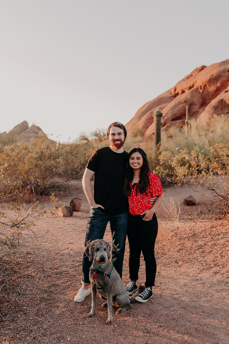 dog-friendly engagement session in the desert. Papago Park, Arizona | ©Suzy Goodrick Photography