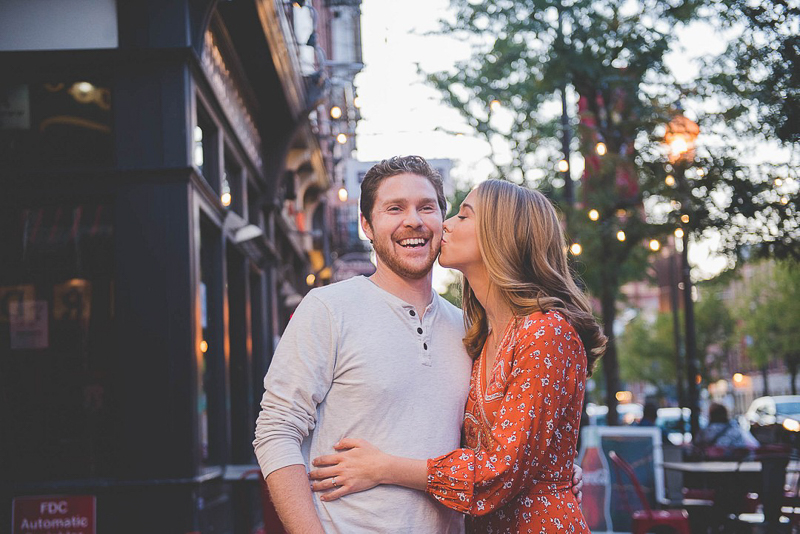 woman kissing man in Old City Philadelphia | ©BeauMonde Originals