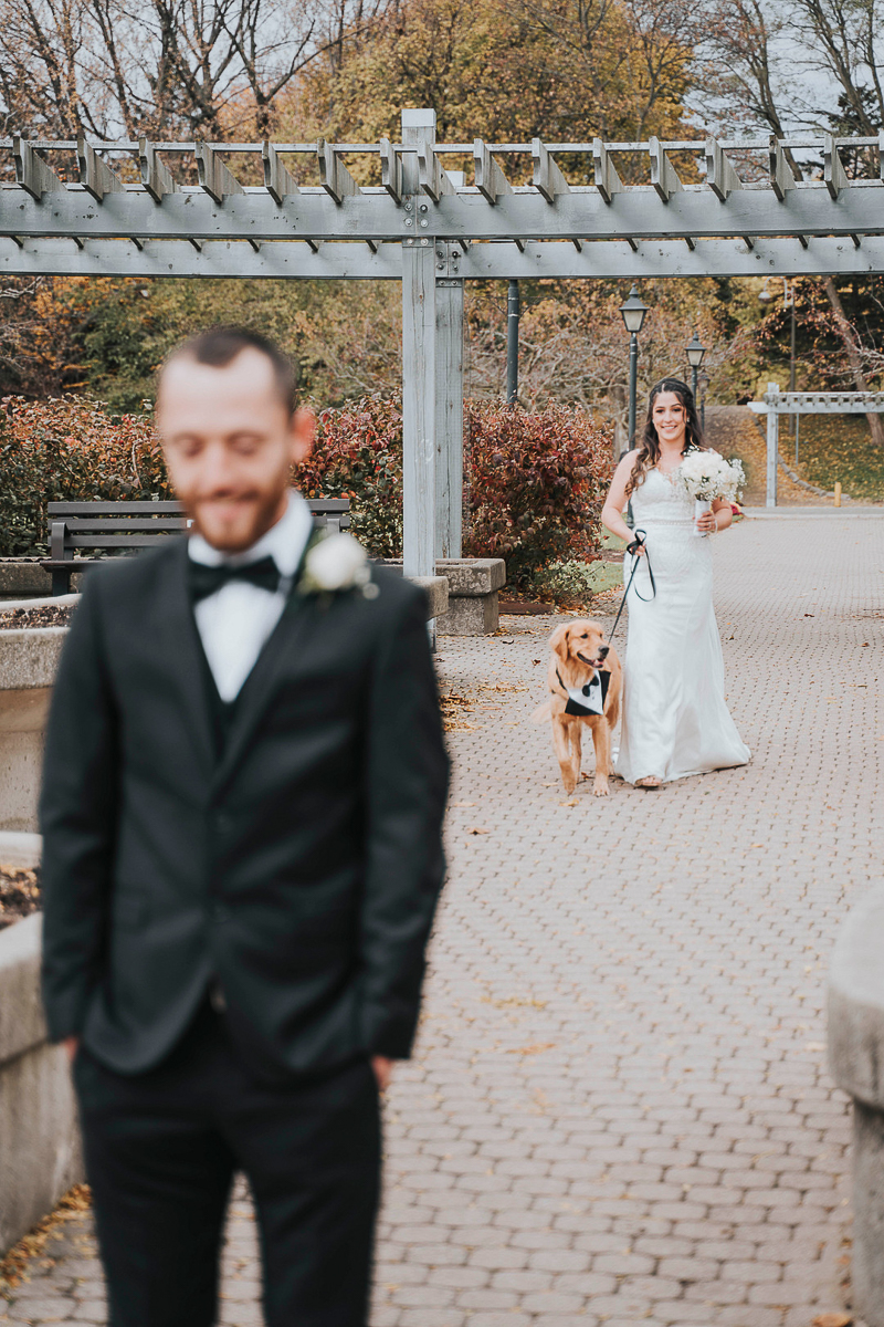 groom waiting for birde and their dog, first look wedding photos, ©Focus Photography